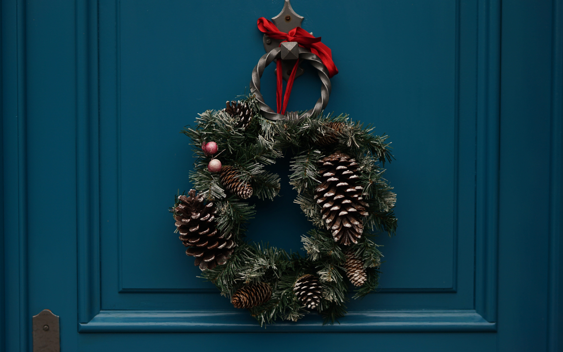 Grief during the holidays: ‘Tis the Season to Be Sad, Confused, Exhausted and Angry – Oops – I Mean Jolly